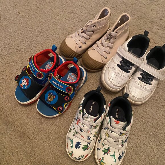 Shoes lot - Picture 3 of 5